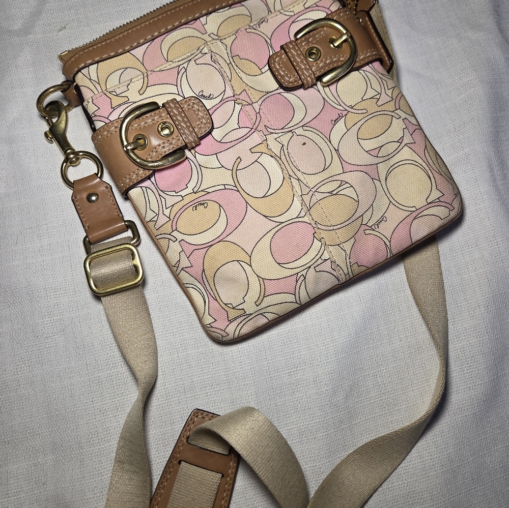 Coach Soho #41309 Canvas Swing Logo Optic Print Crossbody Messenger Bag - Picture 3 of 11